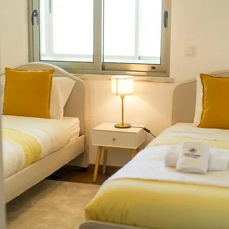 74 - Surfside Apartment