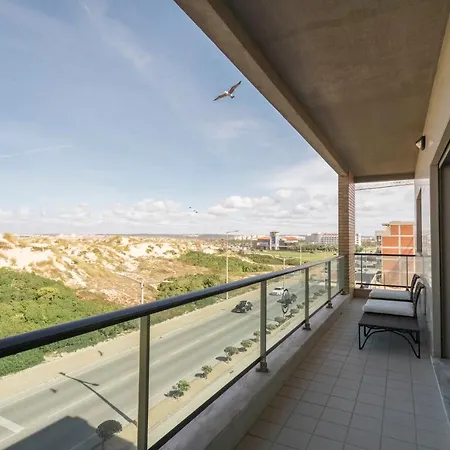 74 - Surfside * 페니케