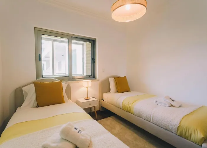 74 - Surfside * Peniche